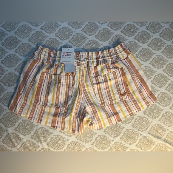 NWT Roxy Shorts - Picture 2 of 3